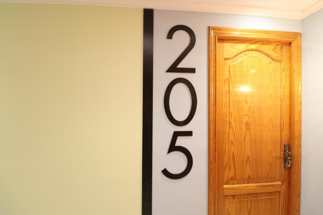 205 I Posada Del Mar I Encantador Hostel En La Playa De Gandia Екстериор снимка
